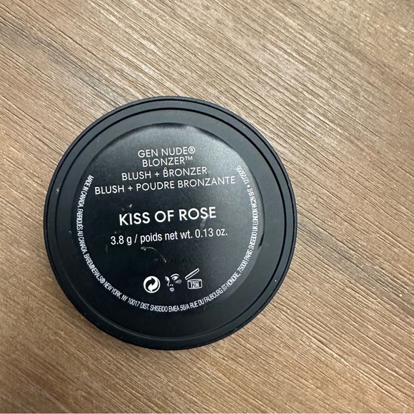 BareMinerals Gen Nude Blonzer in Kiss of Rose - Picture 2 of 2